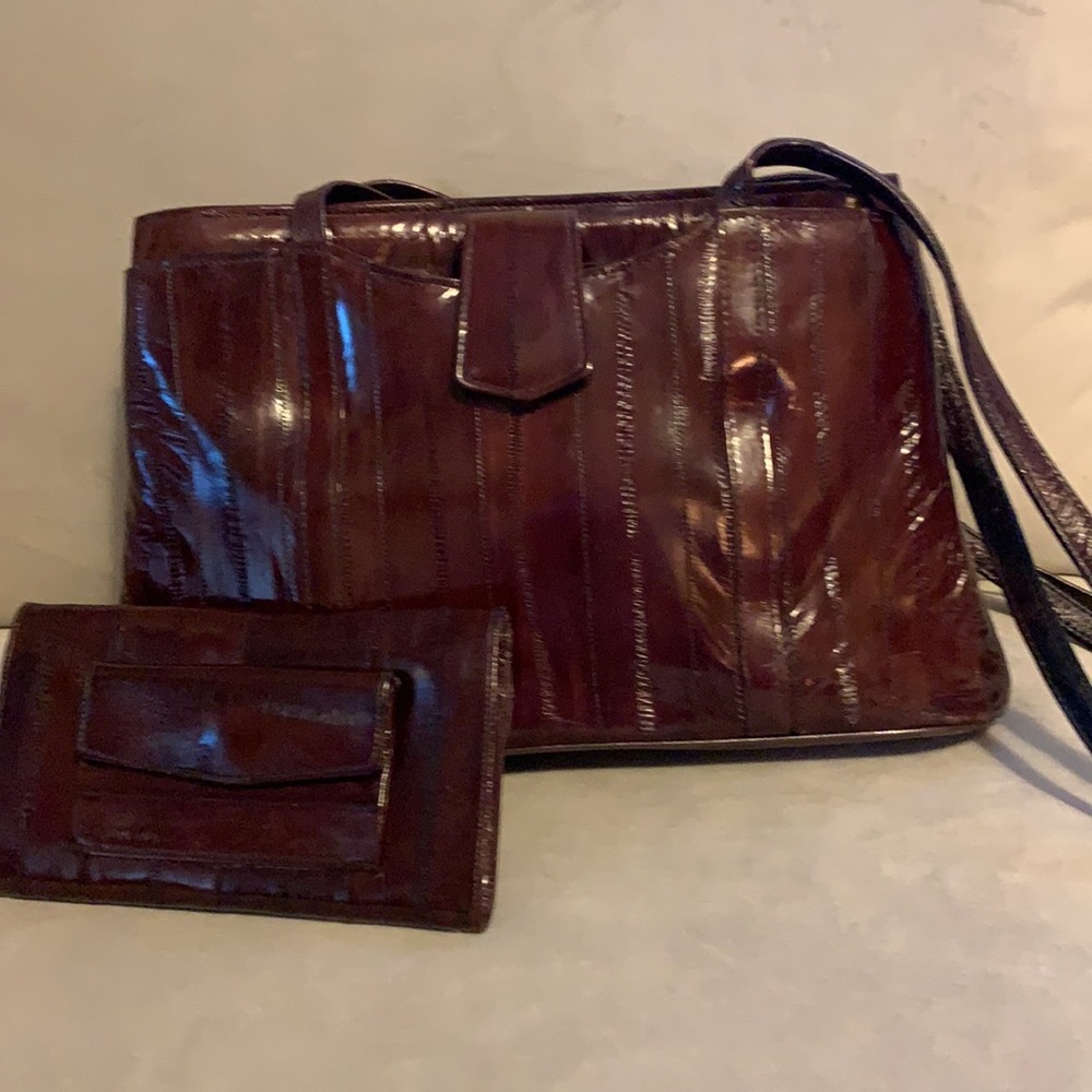 Vintage genuine Eel skin hand bag. Beautiful condition